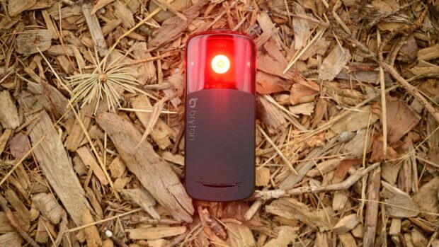 Revisión de Bryton Gardia R300L: llega al mercado un nuevo retador en la categoría de radar trasero