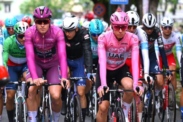Tadej Pogačar (UAE Team Emirates) in the pink jersey