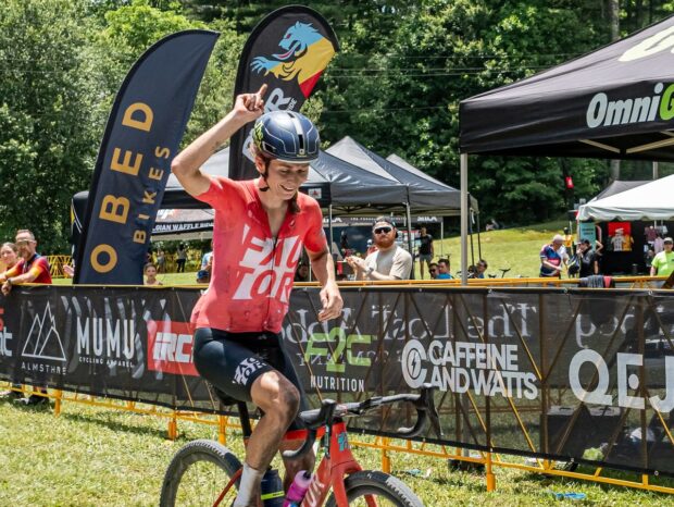 De Crescenzo y Burnett conquistan el Belgian Waffle Ride en Carolina del Norte