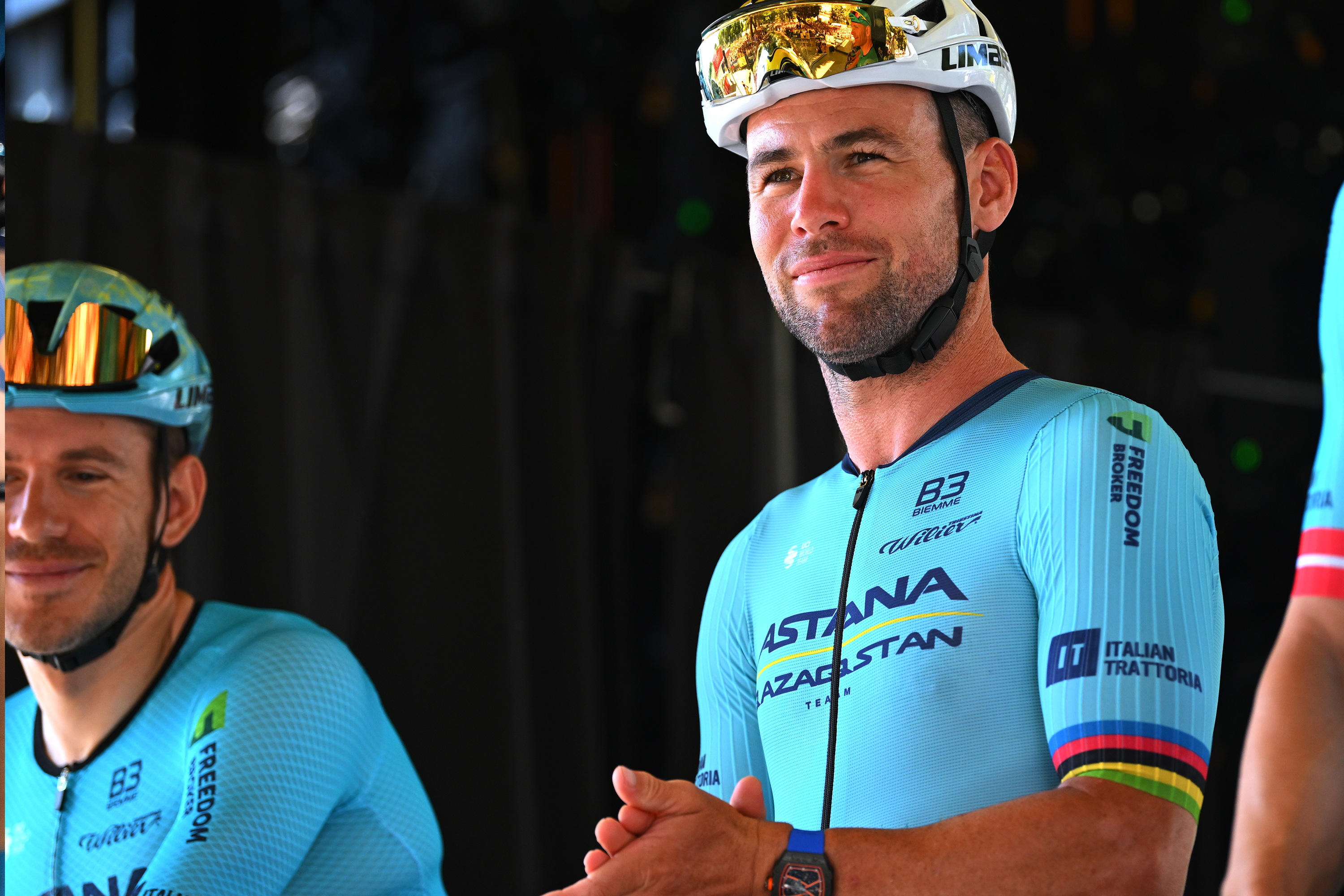 Un primer plano del hackeo aéreo de Mark Cavendish