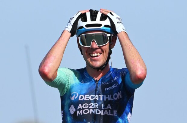 Ben O'Connor planea mantener el liderato general de la carrera "hasta donde pueda" en la Vuelta a España