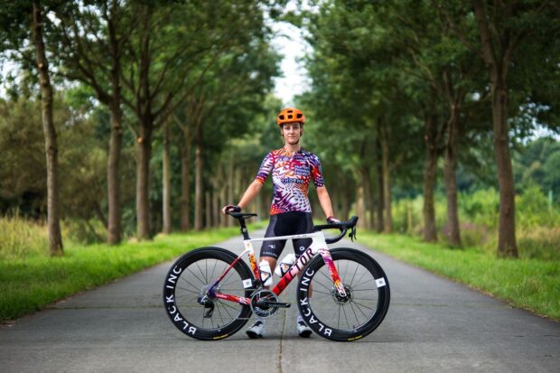 Human Powered Health fusiona la moda femenina y el ciclismo para ofrecer prendas de vestir renovadas en el Tour de France Femmes