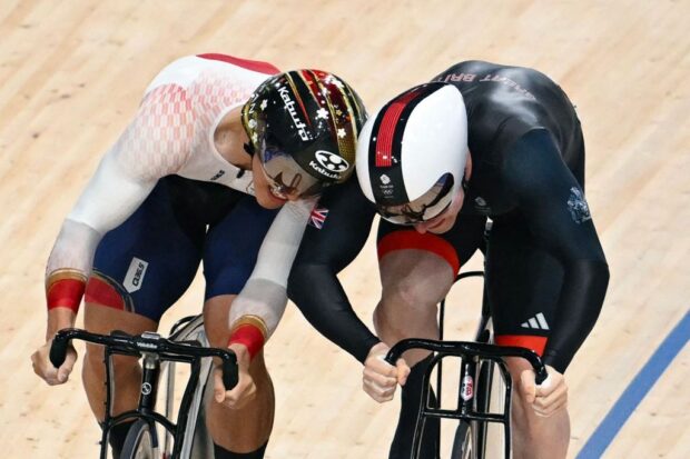 Ota Kaiya and Jack Carlin clash in the men