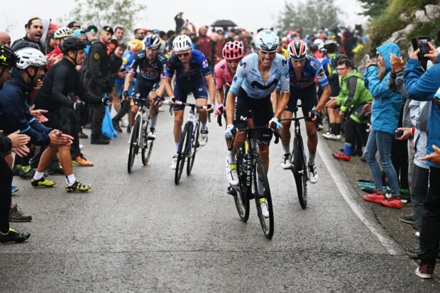 'Cada día hay menos que perder': Enric Mas y Mikel Landa se enfrentan a Primož Roglič en la Vuelta a España