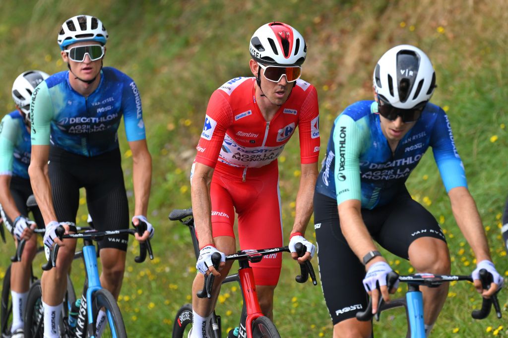 'Me mantengo optimista': el líder de la carrera, Ben O'Connor, listo para seguir luchando en la Vuelta a España