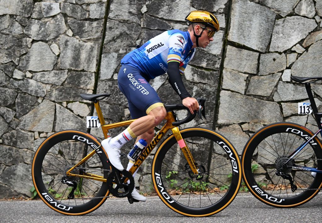 'Llegar a la meta en Como ya sería un éxito' – Remco Evenepoel resta importancia a las opciones de Il Lombardia