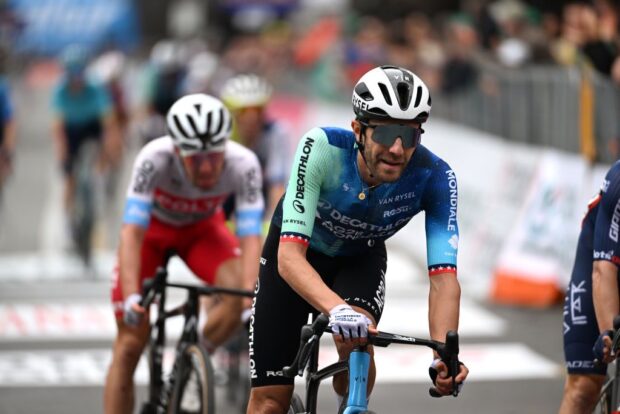 Larry Warbasse 'no dudó' en continuar su carrera con Tudor Pro Cycling para 2025