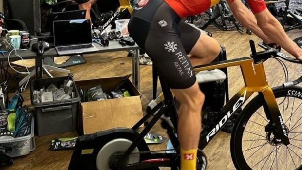 Visto: nueva bicicleta aerodinámica Ridley vista en una fuga de ajuste de bicicleta Uno-X