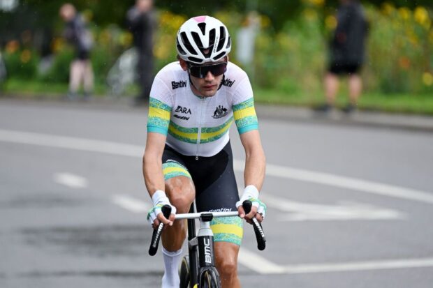 EF Education-EasyPost ficha al neoprofesional australiano Alastair MacKellar