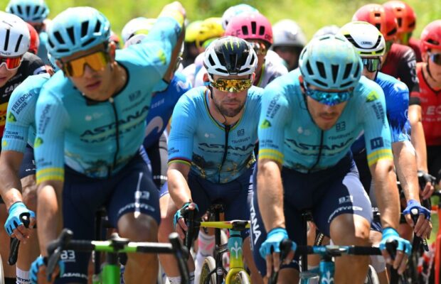 Pete Kennaugh y Alex Dowsett refuerzan el rendimiento y el personal de carrera de Astana para 2025
