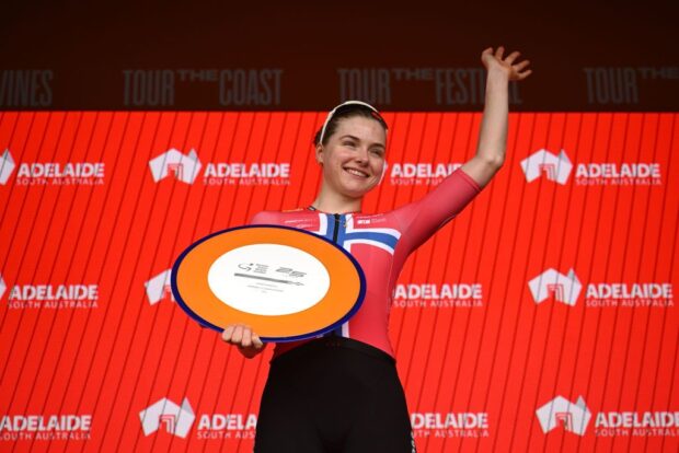 'No pude andar en bicicleta afuera durante medio año': la campeona noruega sobre cómo superar un accidente que cambió su carrera para subir al podio del Women of Tour Down Under