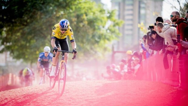 Mira a Wout van Aert en la Copa del Mundo de Ciclocross Benidorm: transmisiones en vivo, canales de TV, horarios