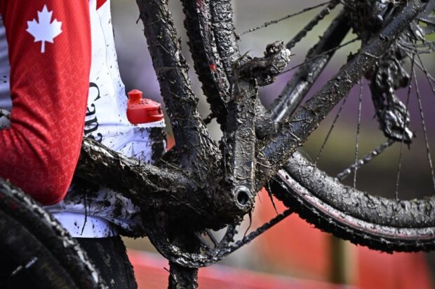 Las fuertes lluvias en Lévin cierra partes del curso de Cyclo-Cross Worlds antes de la sesión de calentamiento