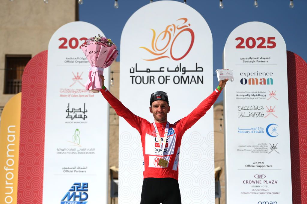 'En realidad no estoy en la mejor forma en este momento' - Adam Yates mira más allá de la segunda gira por la victoria de Omán