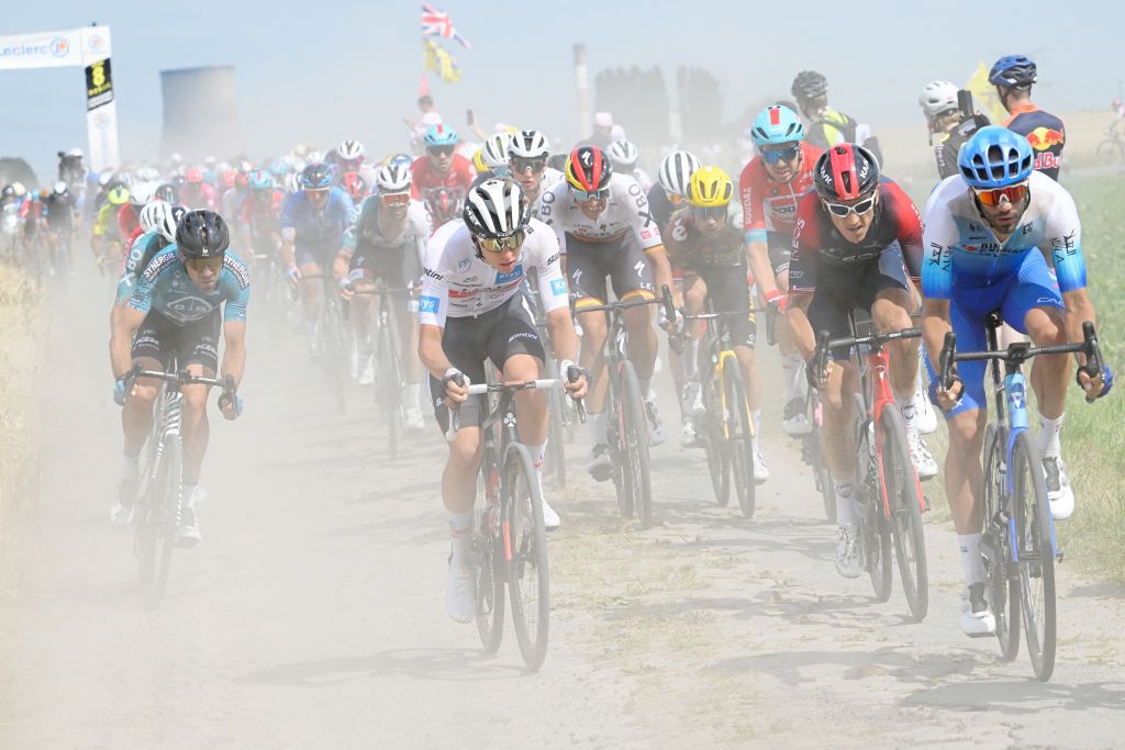 'No creo que deliberadamente quiera asustar a todos'-EAU juega a Pogačar Paris-Roubaix Rumores en medio de las redes sociales Furore