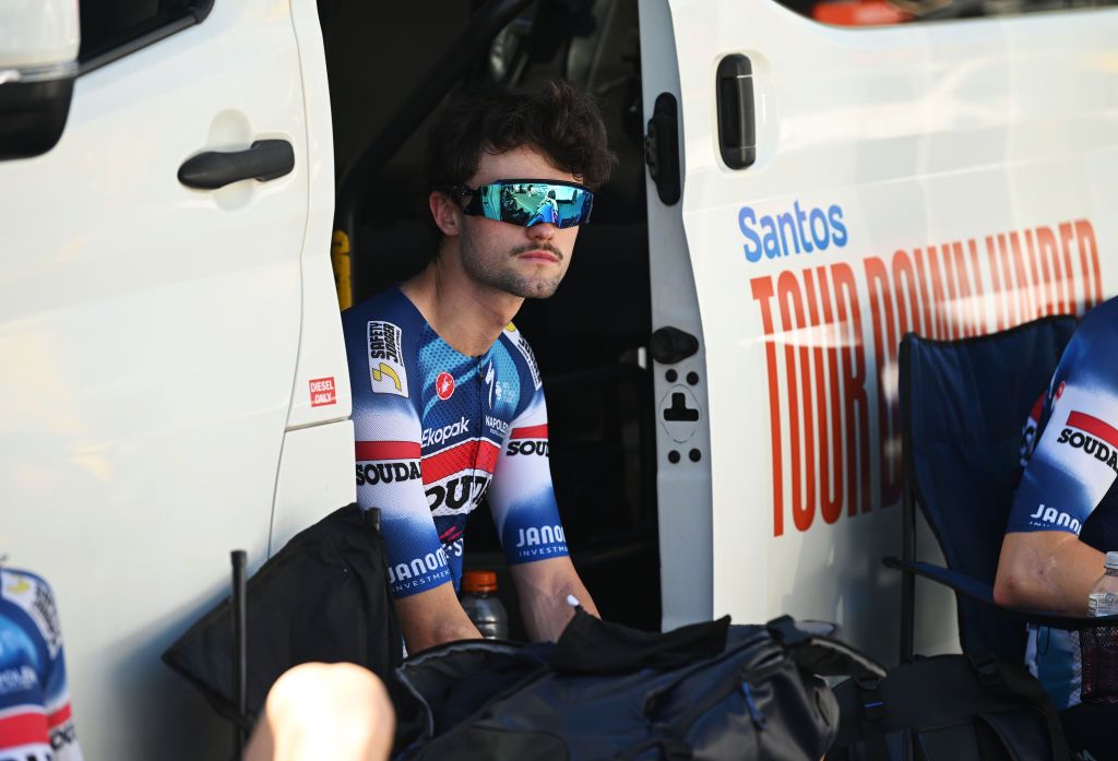 Antoine Huby lesionado en colisión con vehículo motorizado mientras entrenaba