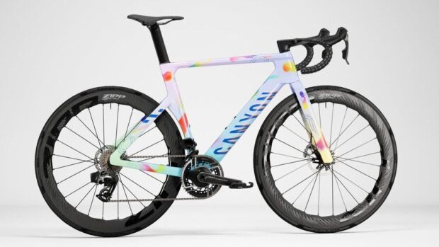 A custom painted Opus edition Canyon Aeroad CFR