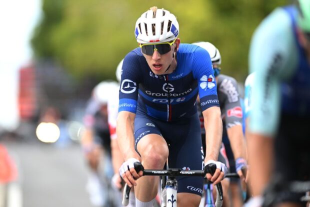 Lewis Askey se rebota del choque al Target Cadel Evans Great Ocean Road Race