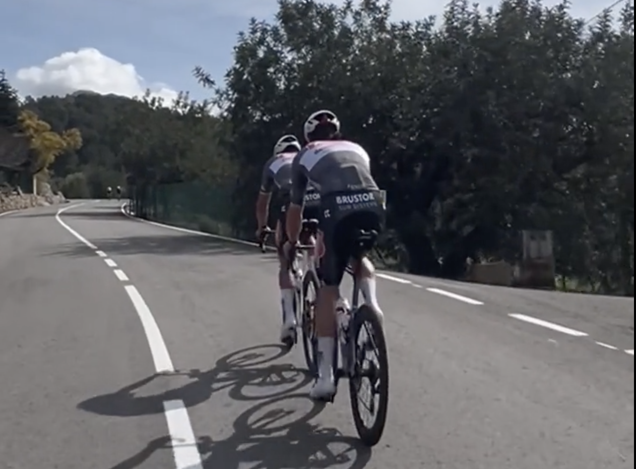 Mathieu Van der Poel lidera a Sam Gaze como el récord de Take the Strava