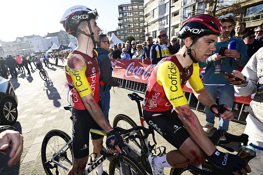 Actualizaciones médicas clásicas de Brugge-de Panne: puntadas para Tim Merlier, pulmón colapsado y costillas rotas para Lionel Taminiaux