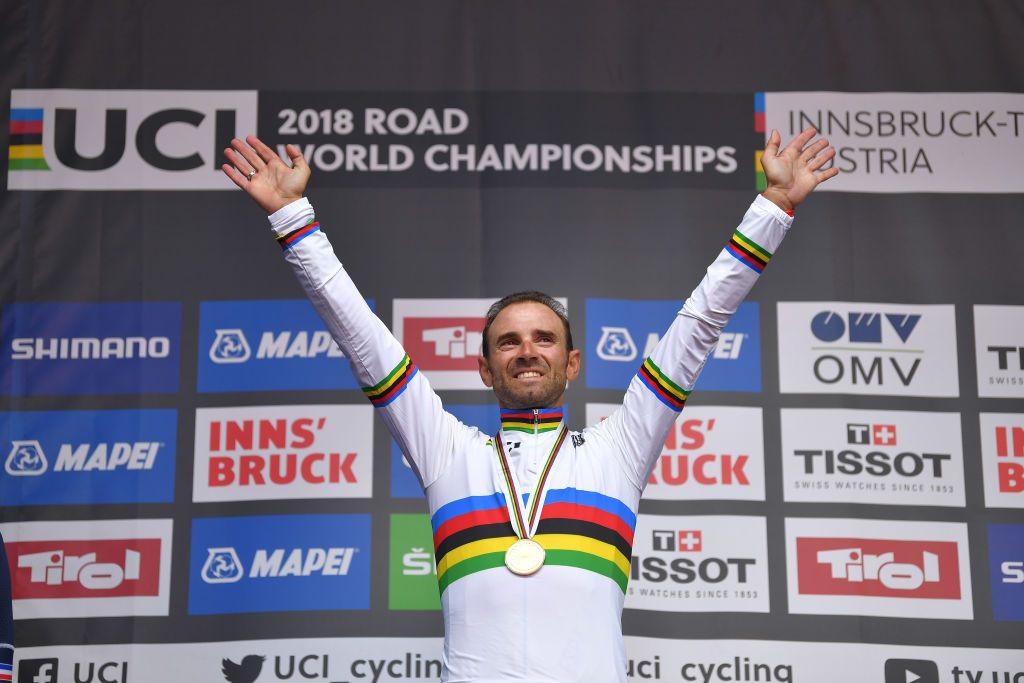 'Estaré en la bicicleta con ellos, no solo en el auto': el nuevo entrenador de hombres español Alejandro Valverde para unirse a los paseos de entrenamiento