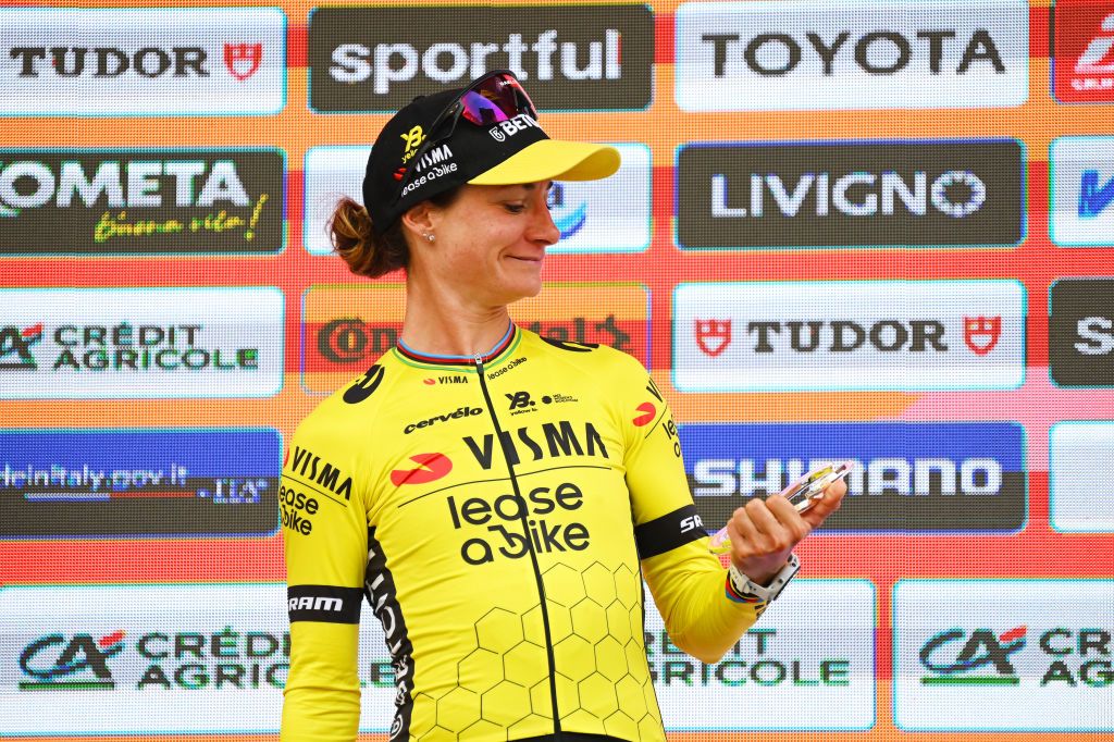 'Fue difícil de predecir' - La apuesta en final queda corta para Marianne Vos en el histórico Milan -san Remo
