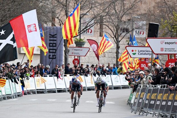 'Somos iguales' - Nuevo volta un líder de catalunya primož roglič realista después de la estrecha derrota del rival más cercano Juan Ayuso