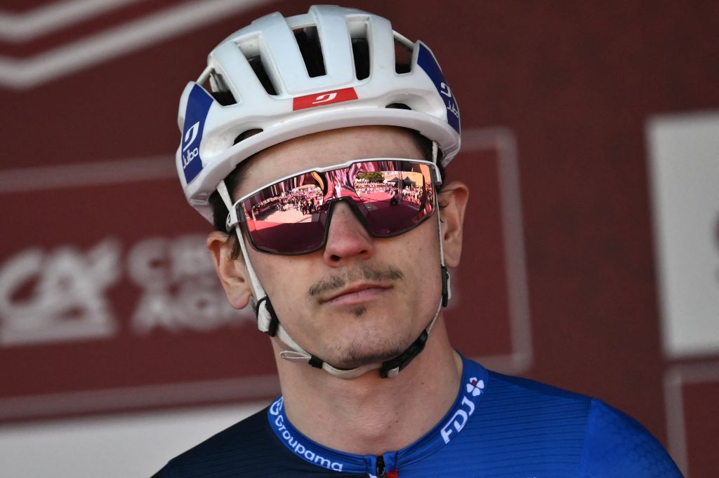 David Gaudu se somete a una cirugía de mano después del accidente de Tirreno-Adriatico