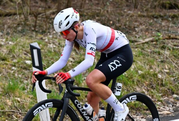 Dominika Włodarczyk se sorprende con una fuerte actuación en Trofeo Alfredo Binda