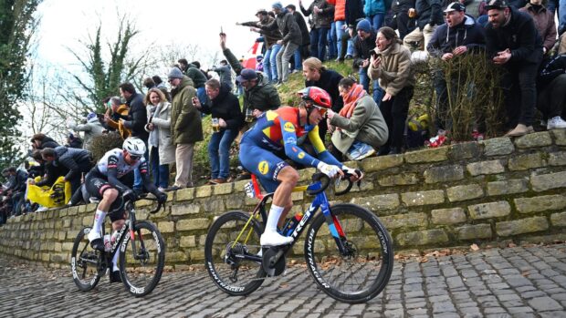 Mathias Vacek climbs the Muur at Omloop