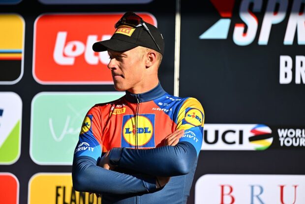Tarjetas amarillas para Milán, Kristoff y Schwarzmann en el clásico Brugge-de Panne de golpe