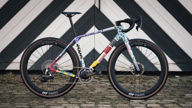 A custom painted Avona Callis gravel bike