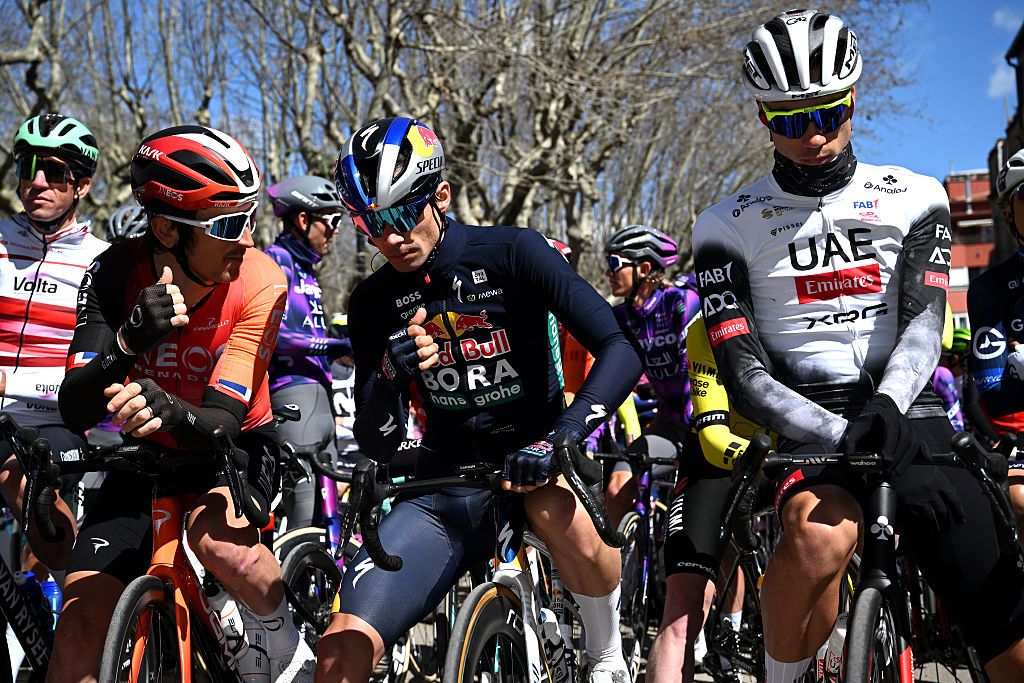 Vientos fuertes Fuerza Volta A Catalunya para decapitar la etapa de reina para el final plano