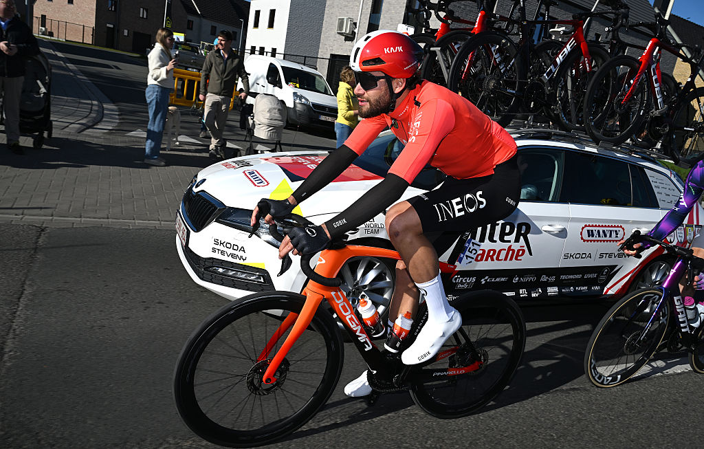 OUDENAARTE BELGIO 06 Abril Filippo Ganna de Italia y el equipo Ineos Granadiers compite durante la 109a Ronde Van Vlaanderen Tour des Flandres 2025 Mens Elite A 269 km de un día de Brujas a OudenAarde Uciwt el 06 de abril 2025 en Outdenade Belgium Photo por Dario Belingetettet BelingettethertetHherigetyHherigetyHherigetyHherigety BeherigetyHherigety BehingHherigetyHherigety BeReshherigety BehingHherigetyHherigety BeRes