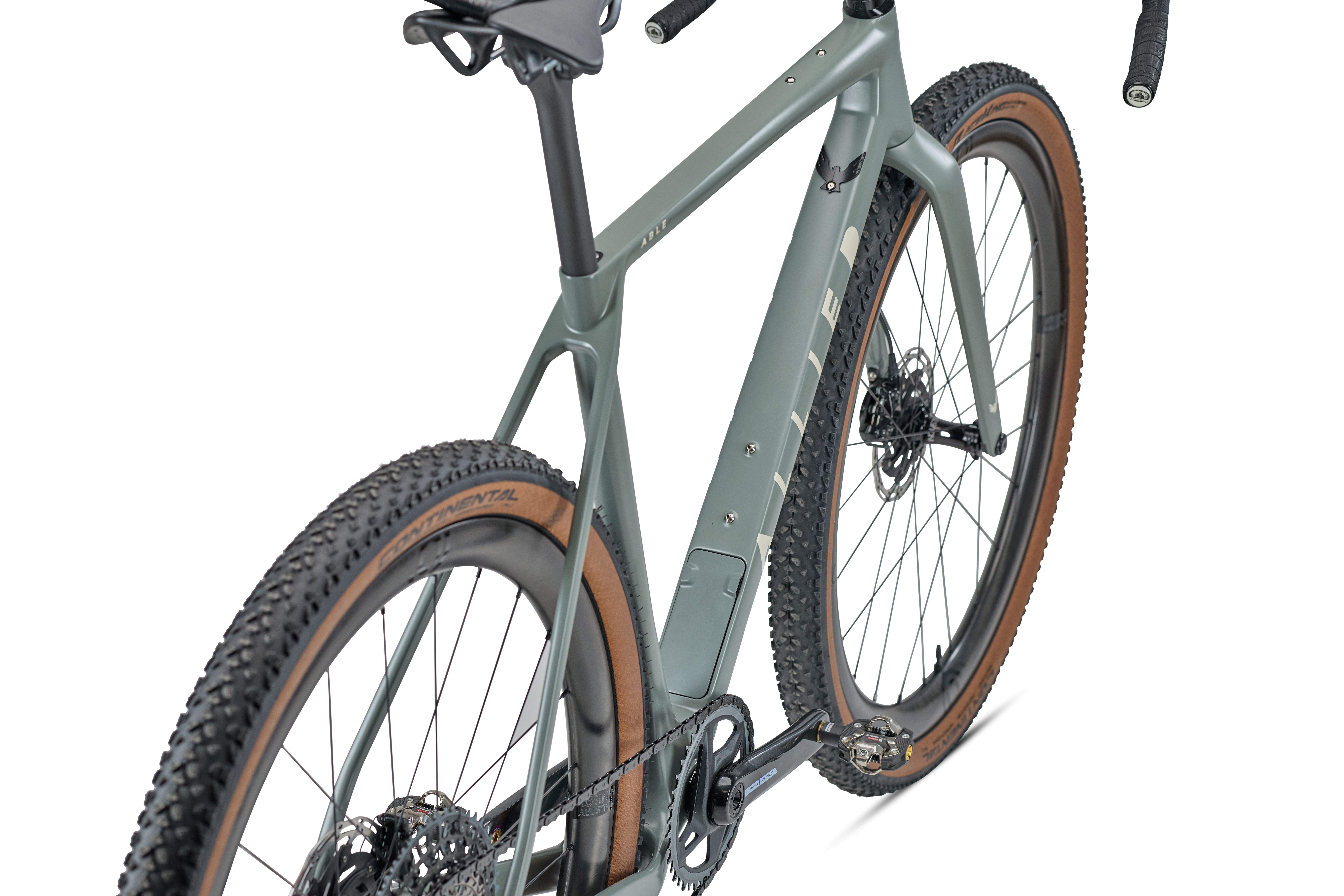 Bicicleta de grava capaz aliada