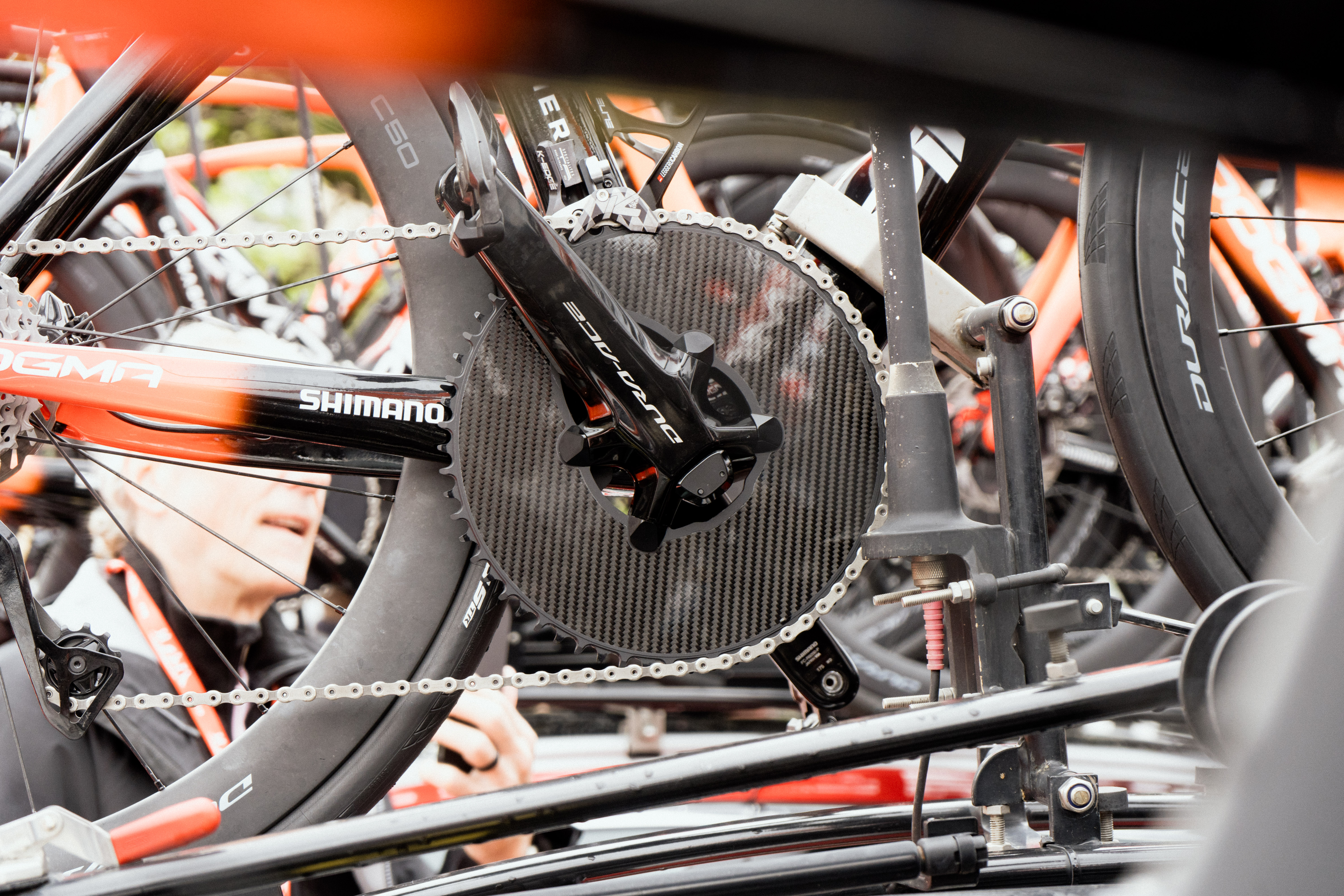 Roubaix 2025 Tecnología masculina