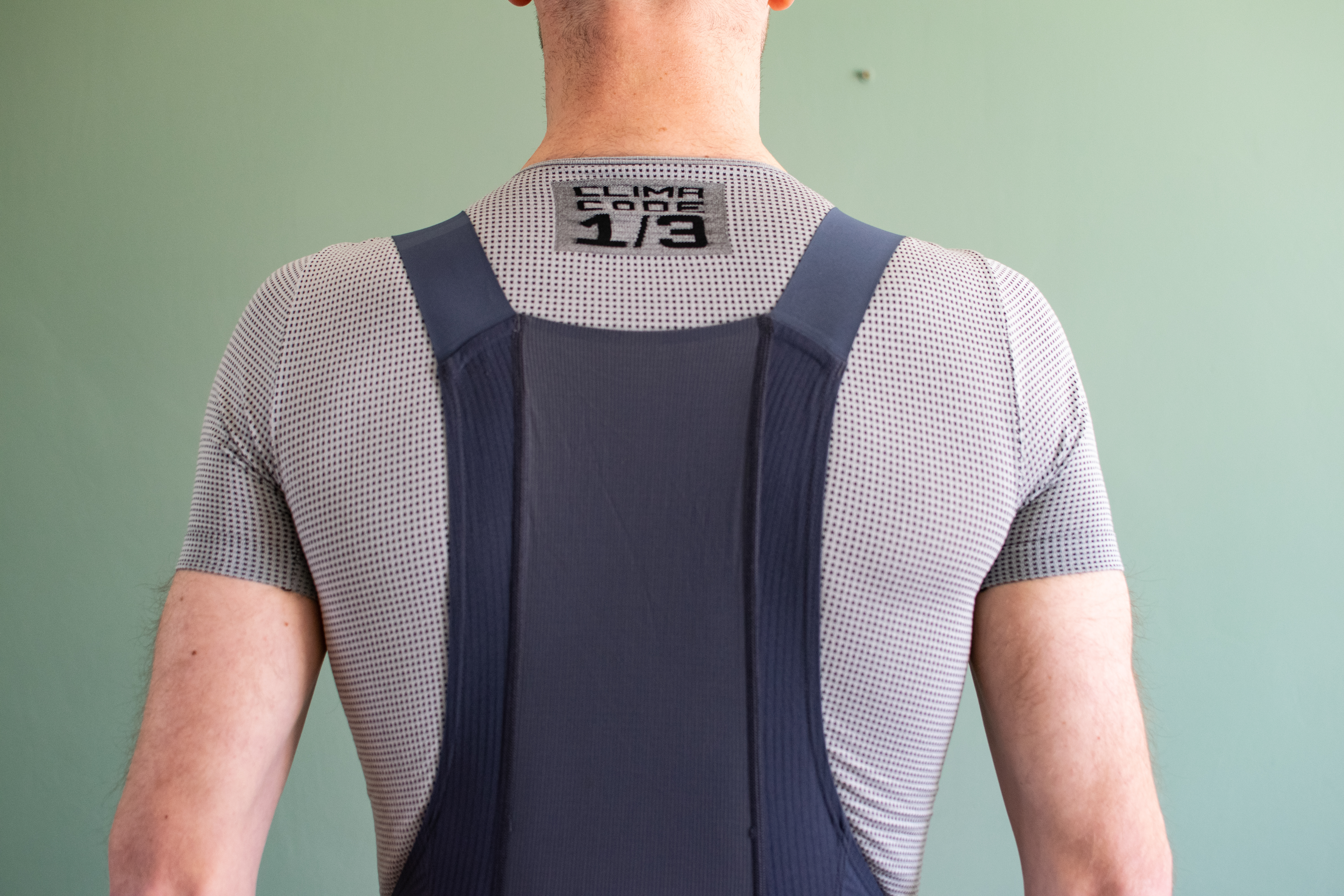 Un par de bibshorts Rapha PowerWeave