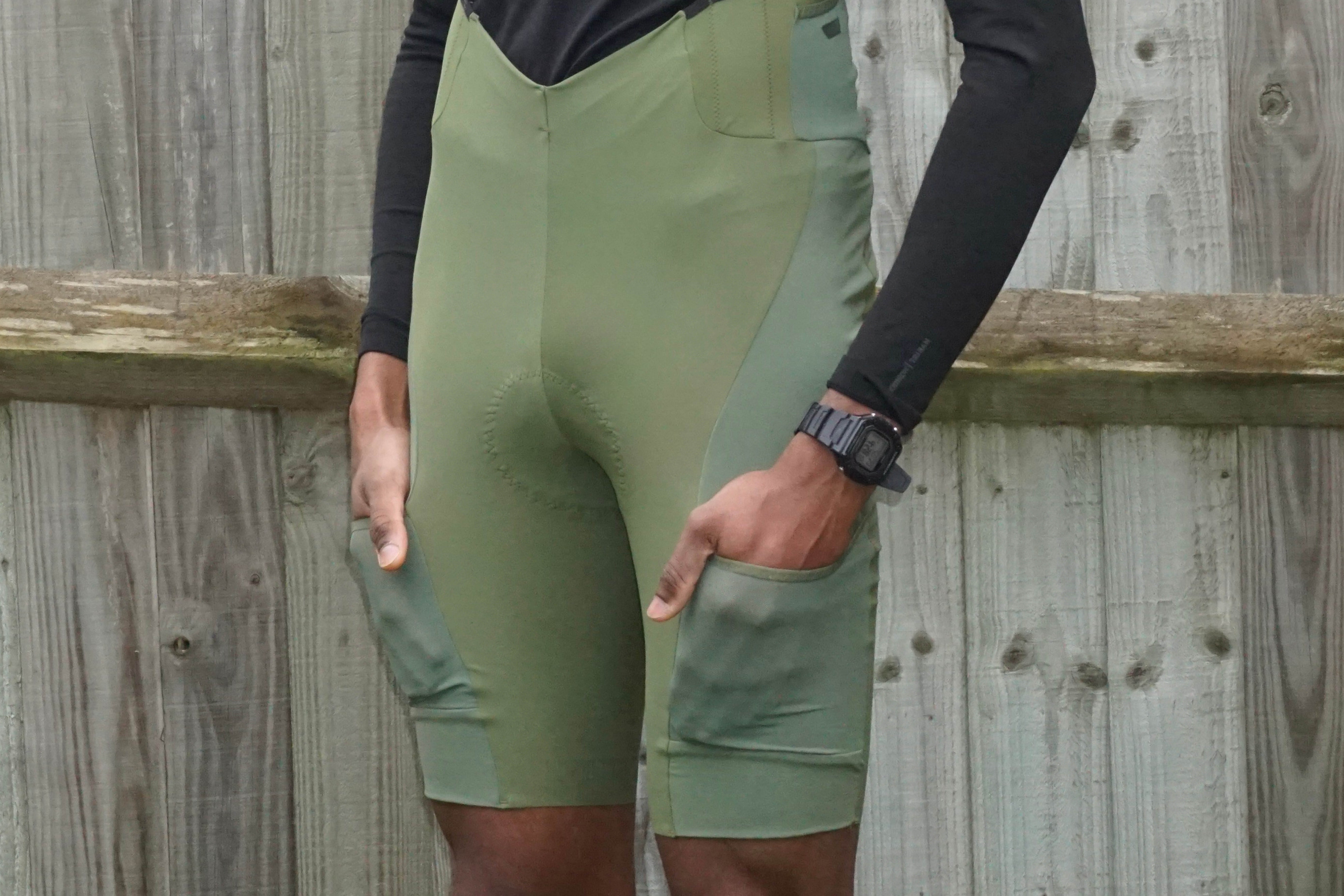 Pantalones cortos de babero endura gv500