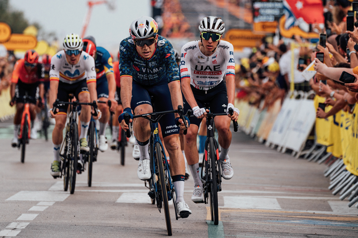 Van Aert alongside Pogačar during the 2024 Tour de France