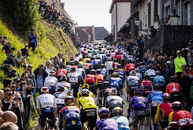 The pack ride during the cycling Amstel Gold Race 2025 in Elsloo on April 20, 2025. (Photo by Vincent Jannink / ANP / AFP) / Netherlands OUT