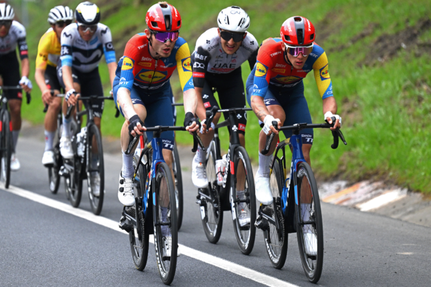 Skjelmose and Nys alongside each other during the Amstel Gold Race