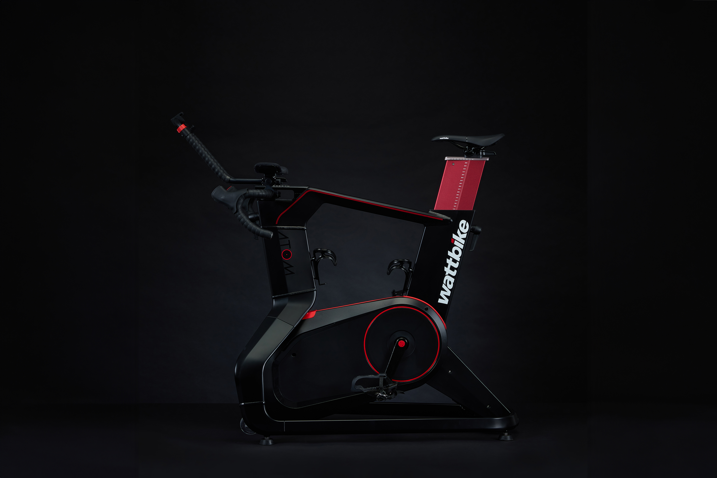Wattbike Atom elevación