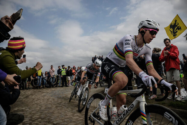2025 Paris-Roubaix: Tadej Pogačar leads Mathieu van der Poel