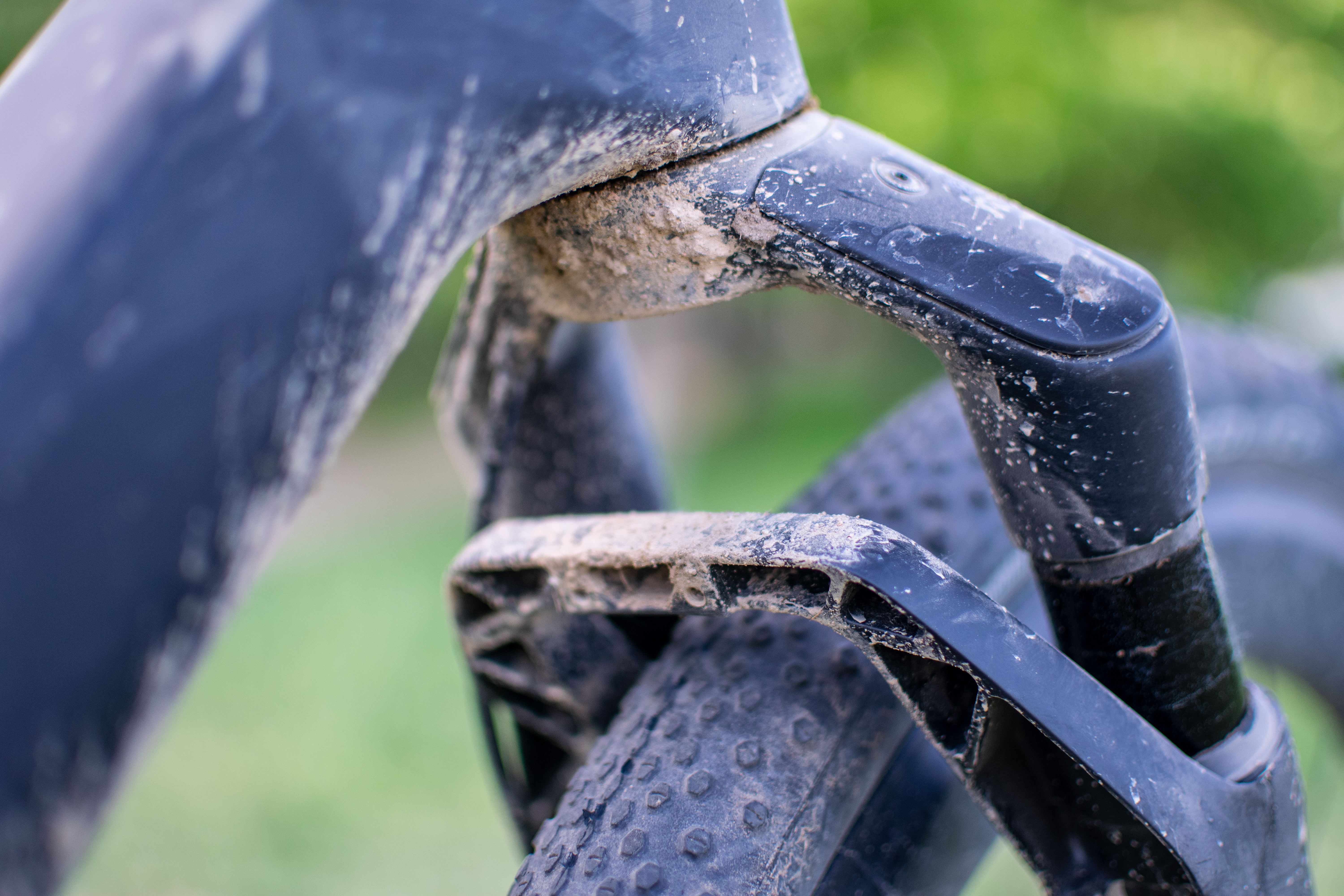 Una corona de bifurcación de suspensión de cañón de cañón