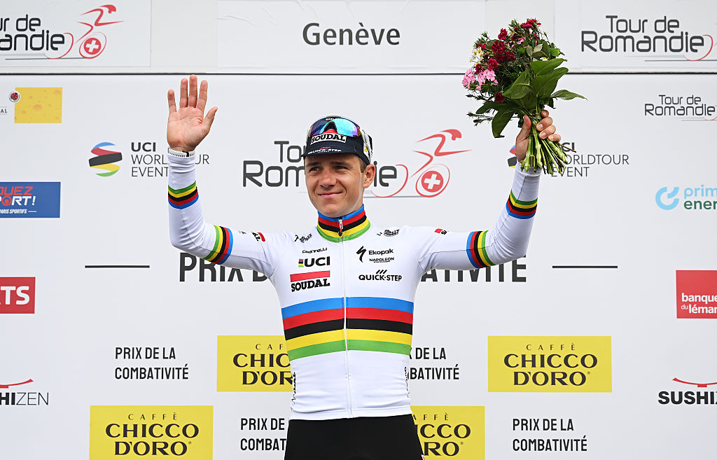 Remco Evenepoel wins stage 5 time trial at Tour de Romandie