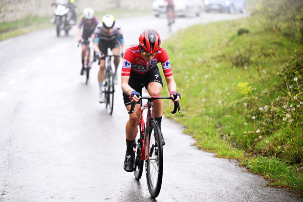 ALTO DE COTOBELLO SPAIN MAY 10 Demi Vollering of Netherlands and Team FDJ SUEZ Red Leader Jersey attacks in the breakaway during the 11th La Vuelta Femenina 2025 Stage 7 a 1526km stage from La Robla to Alto de Cotobello 1197m UCIWWT on May 10 2025 in Alto de Cotobello Spain Photo by Szymon GruchalskiGetty Images