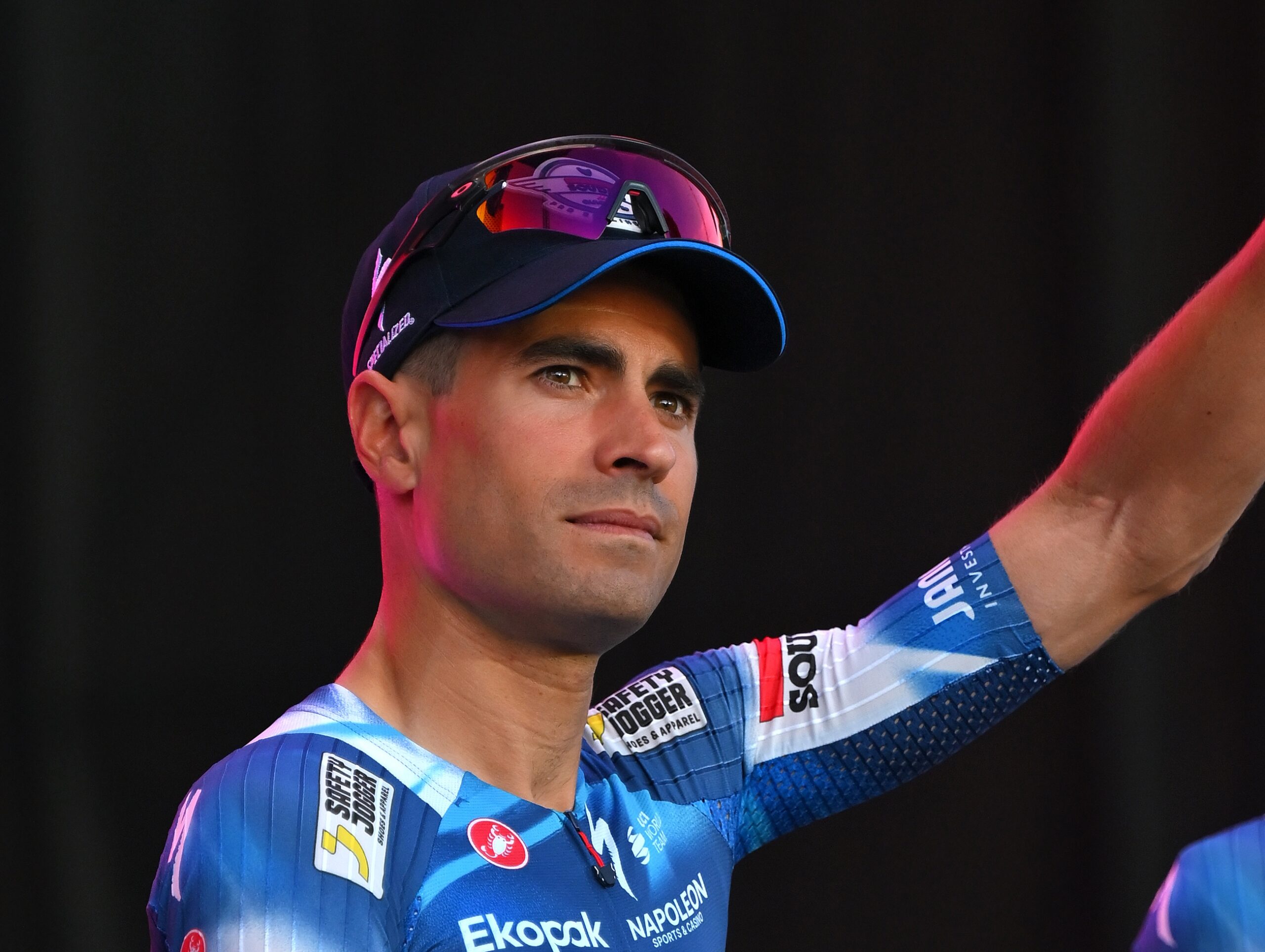 Mikel Landa crashed out of the 2025 Giro d'Italia during stage 1