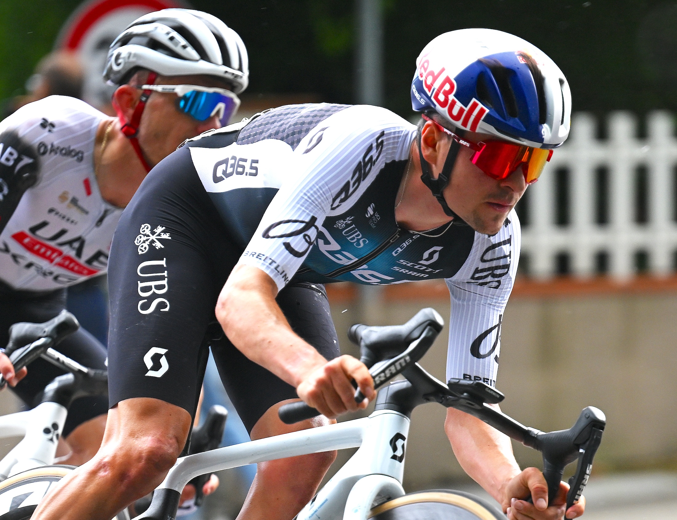 CASTELNOVO NEâ MONTI, ITALY - MAY 21: Thomas Pidcock of Great Britain and Team Q36.5 Pro Cycling competes during the 108th Giro d'Italia 2025, Stage 11 a 186km stage from Viareggio to Castelnovo neâ Monti 715m / #UCIWT / on May 21, 2025 in Castelnovo neâ Monti, Italy. (Photo by Tim de Waele/Getty Images)