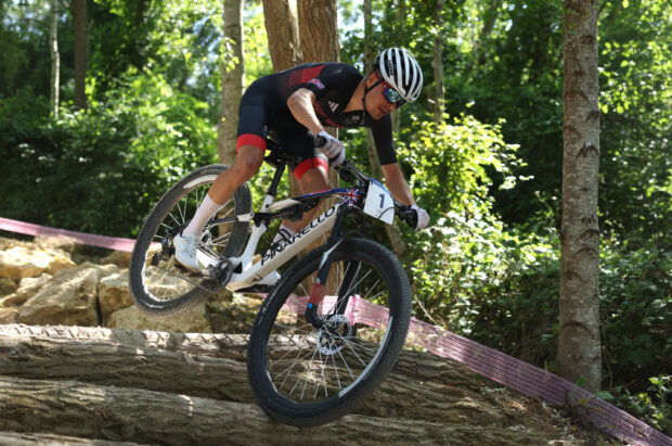 ELANCOURT, FRANCE - JULY 29: Thomas Pidcock of Team Great Britain competes during the Men's Cross-Country on day three of the Olympic Games Paris 2024 at Elancourt Hill on July 29, 2024 in Elancourt, France. (Photo by Alex Broadway/Getty Images)