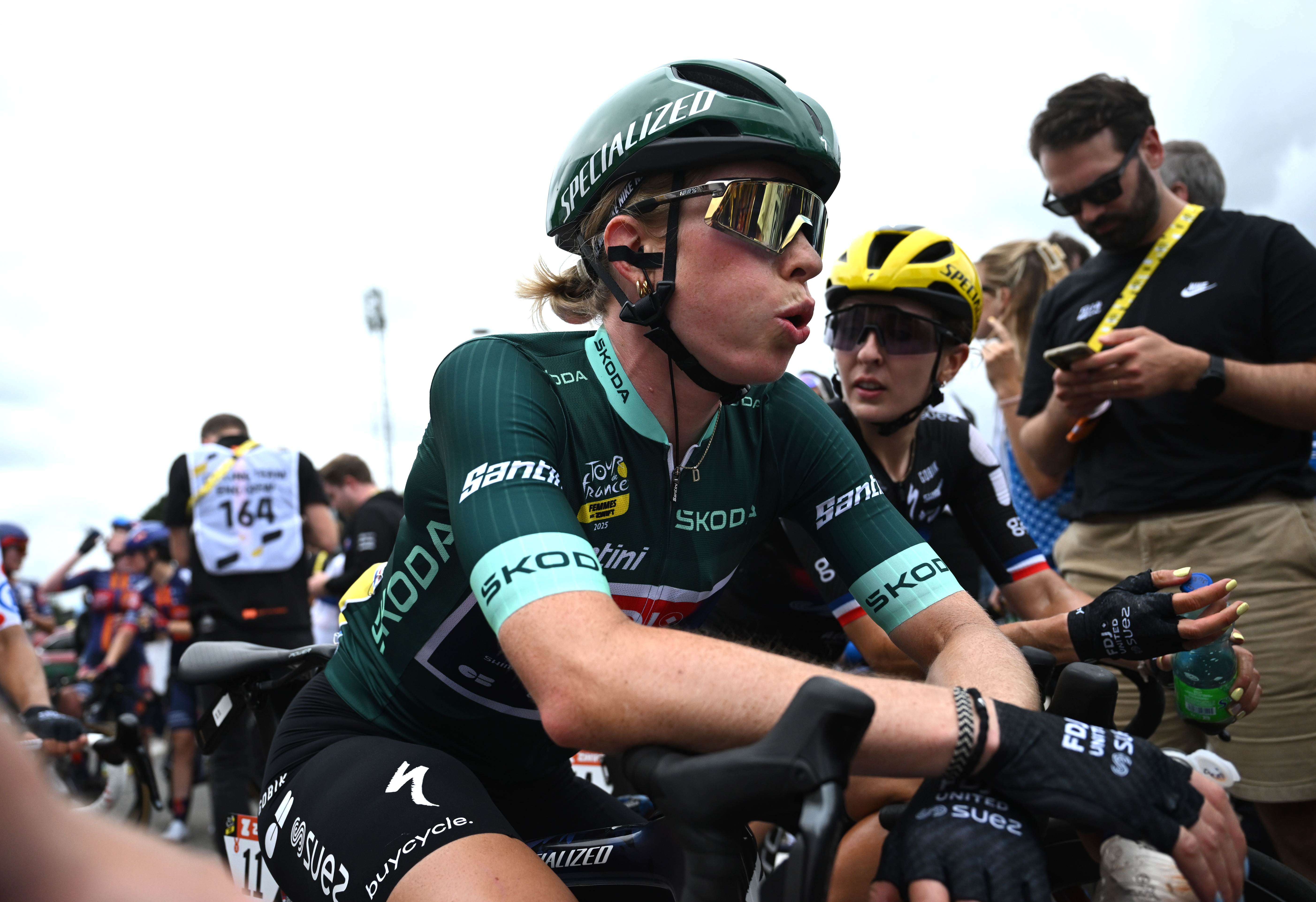 Quimper, Francia - 27 de julio: Demi Voling de los Países Bajos y el Equipo FDJ - Suez - Green Sprint Jersey reacciona después del cuarto Tour de Francia Femmes 2025, Etapa 2 A 110.4 km de Brest a Quimpper / #uciwwt / el 27 de julio de 2025 en Quimper, France. (Foto de Szymon Gruchalski/Getty Images)